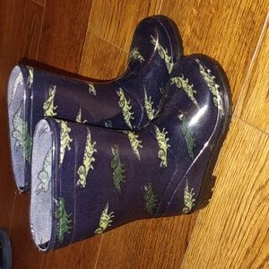 Toddler boy size 8 rain boots